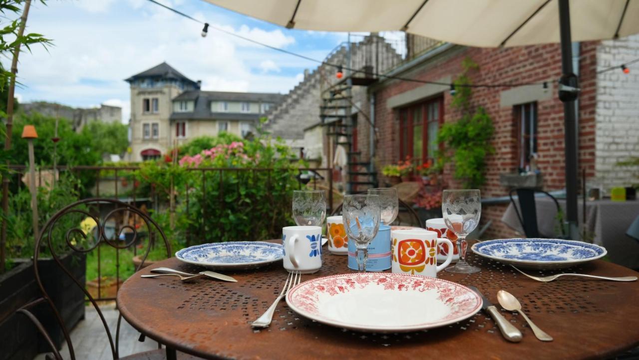 Chez Ric Et Fer Bed & Breakfast Coucy-le-Chateau-Auffrique Exterior photo