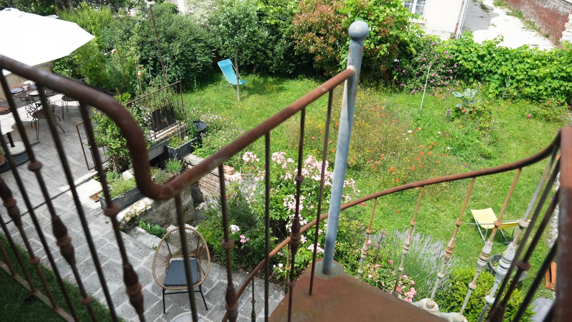Chez Ric Et Fer Bed & Breakfast Coucy-le-Chateau-Auffrique Exterior photo