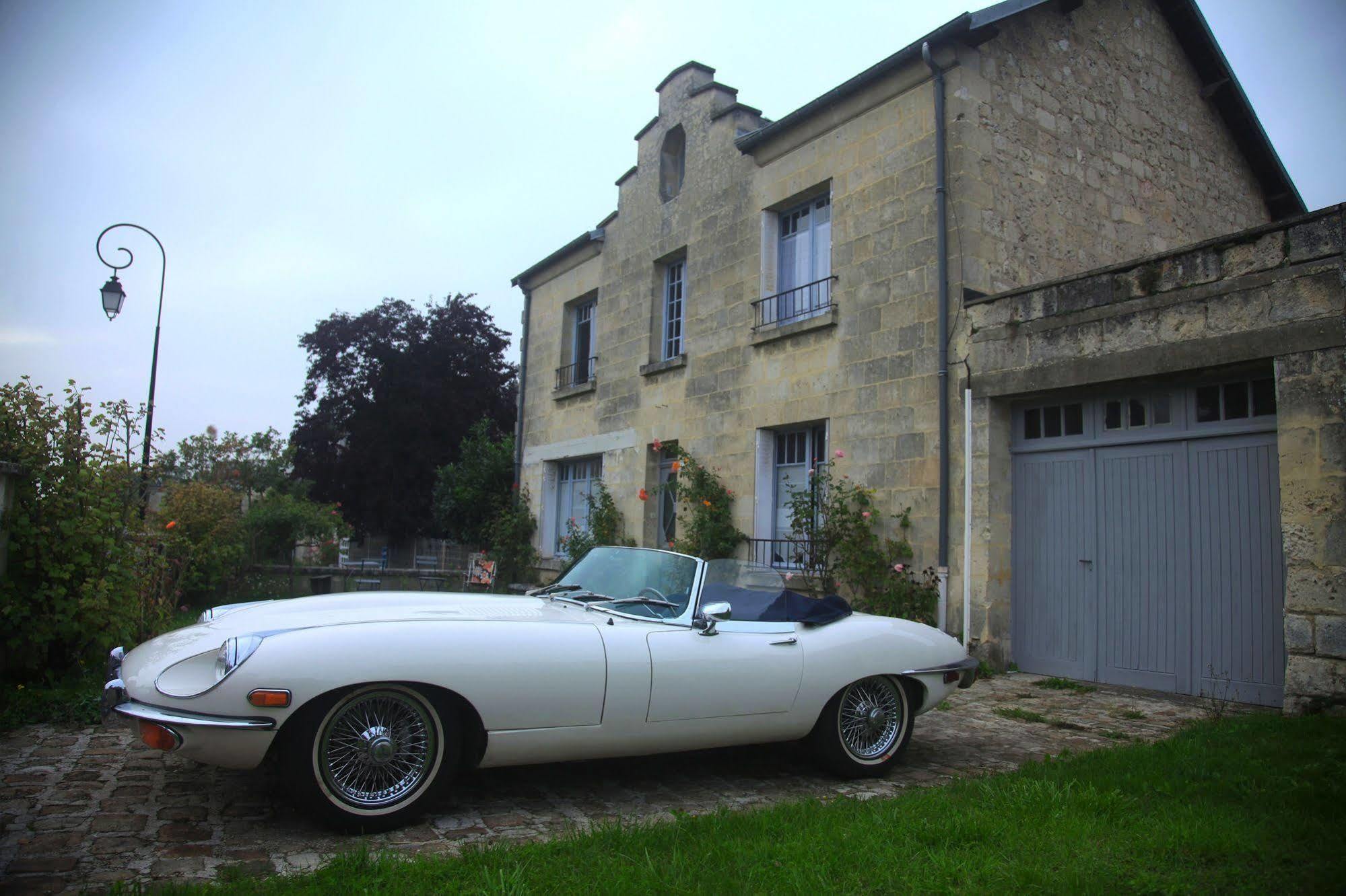 Chez Ric Et Fer Bed & Breakfast Coucy-le-Chateau-Auffrique Exterior photo